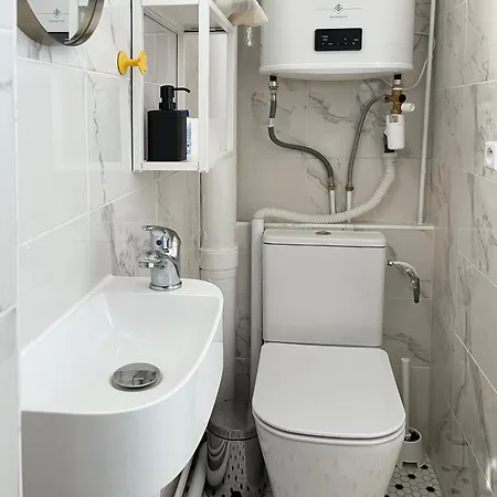 Nouveau 2p Parisien Apartment Paris