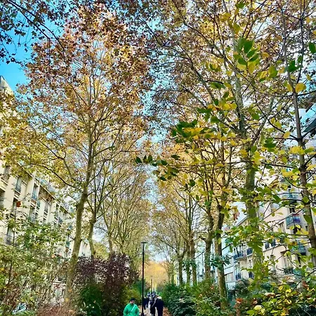 Nouveau 2p Parisien Apartment Paris